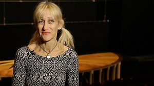 Constance Shulman, known for her role as Yoga Jones in Orange Is the New Black, revisited her alma mater UT and taught two master classes at the Clarence Brown Theatre on Tuesday. Video shot and edited by: Altaf Nanavati | The Daily Beacon