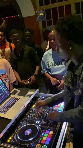 Exploring Men's Jazz Dance Culture