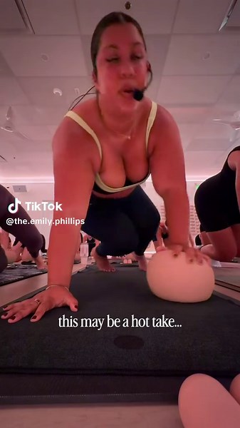 What makes a good instructor is not their ability to “do the whole class with you.” A good instructor is here for you, making your experience meaningful both physically and mentally. It’s planning and having the ability to change on a dime. It’s working the room. Most of all, it’s the energy that you bring to class. Making people feel good and fall in love with working out, that’s the chase. ✨