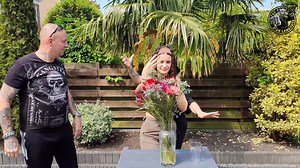 71K views · 6.5K reactions | Prank #0221 藍郎郎 Youtube: https://youtu.be/SE8POxS0kio #deafonnojansenpranks #prankster #prankvideo | Deaf Onno Jansen | Facebook