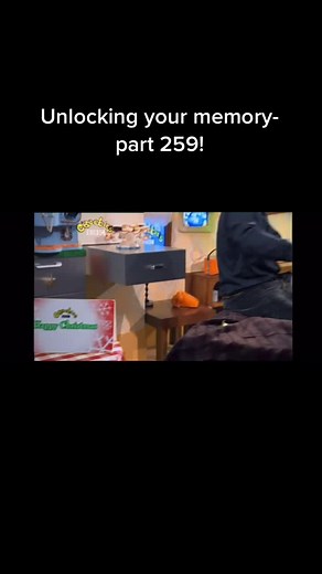 Cbeebies 2007 Christmas song- I know it’s a bit late😅 #fyp #childhood #cbeebies #unlockingyourmemory #british #uk #memories #nostalgia