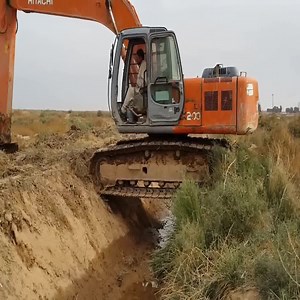 Best excavator driver | Mysterious Aliens