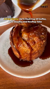 Ever heard of a library cafe that also has a rooftop private dining area? No, then this spot will be your favourite spot!! Right from the aesthetic ambience, food, lively vibe, and a unique space in the city.🫶 So make sure you plan your visit soon! ✨ Approx for two- Rs 1000/- Must Try- Shelter Brekkie, Flaming Boo-Kim-Chi,Chocolate Cake Slice, Profiterole,Iced Late & Iced Mocha 📍shelterbyjavaphile 28, JP Rd, opposite Dariya Mahal, Aram Nagar Part 1, Aram Nagar, Versova, Andheri #things2doinmum