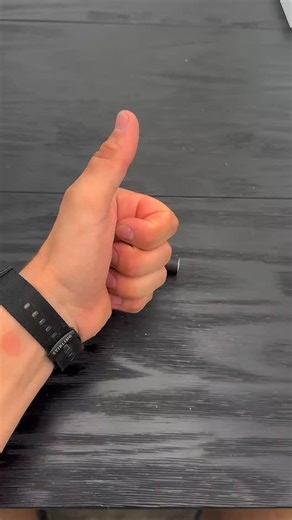 Streamlight, Inc on Instagram: "Clip it, charge it, carry it. The MicroStream® USB is designed for everyday reliability. @ThePreparedCitizen walked us through his favorite features on this EDC fan favorite, what're yours?"