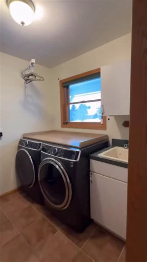 Sweet little Amanda thought everything was going so smoothly until she peeled back that drywall 😂☠️ I’m keeping the same layout-ish (pending this pipe situation 🙄) and just removing the closet to replace with more cabinets and counter space! As always, I’ll bring you along for everything as I go in my Instagram stories and post recaps for you here to my feed. My goal is to always show you the good the bad the ugly when it comes to home projects and hopefully teach you some tips along the way s