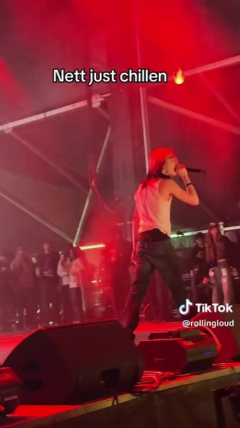 Nettspend Chillin at Rolling Loud Festival