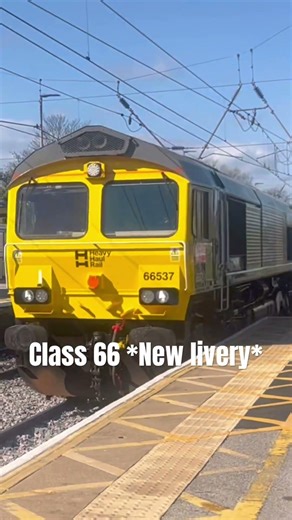 Class 66 passing Northallerton #train #class66