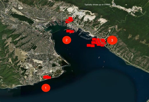 BlackSeaNews | У Новоросійську уражено нафтовий термінал «Шесхарис» і базу ППО / Карта, відео