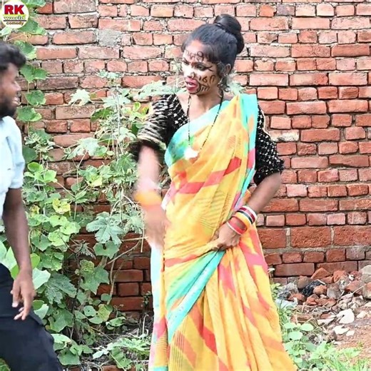 Ramlal Chaudhary on Instagram: "Mecap || मेकअप || Pagali ke new comedy #mecap #sasbahu #pagli"