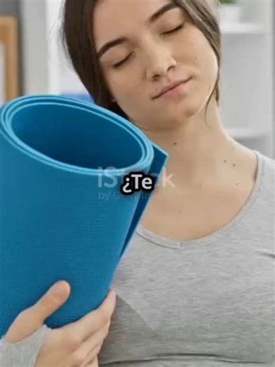 ¿Te cuesta concentrarte y ser productivo? ✨ ¡Prueba estos 3 puntos de acupresión y mejora tu enfoque en minutos! 🔹 1. Yintang (Tercer Ojo) 📍 Ubicado entre las cejas. 👉 Actívalo: Presiona con tu dedo índice por 30 segundos. 💡 Beneficio: Reduce el estrés y mejora la claridad mental. 🔹 2. Hegu (IG4 - Punto de la Mano) 📍 Entre el pulgar e índice. 👉 Actívalo: Masajea con movimientos circulares por 1 minuto en cada mano. 💡 Beneficio: Libera tensión y mejora la circulación al cerebro. 🔹 3. Zu 