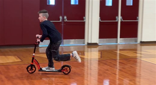 Watch Favorite scooter! Easy setup and a smooth ride! on Amazon Live