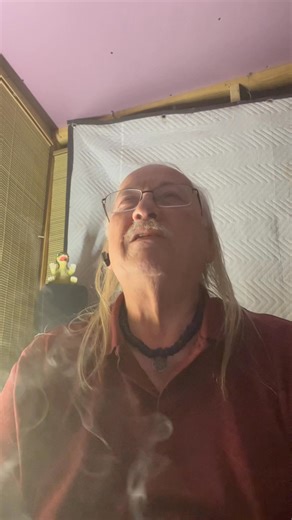 Sending up sage prayers for the people and all living creatures in Jamaica #wearethemedicine #shamanicwisdom #SacredJourney #starseedawakening #firstpeoples #firstnations #rainbowwarriors #WarriorsOfTheRainbow #jamaica #PrayersForJamaica | Chief Mel Standing Eagle PC