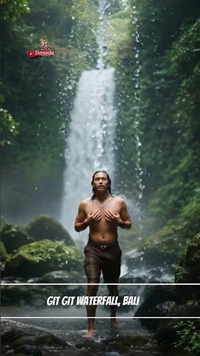 Mandi di Air Terjun Gitgit – Merasakan Kesegaran Alam Bali Utara