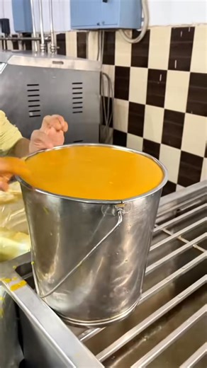 The 3 worst soda brands in the USA you should never drink.#sodadrink #soda #drinking #drpepper #usa🇺🇸 #fyp #usa | Factz World