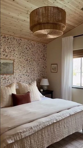 Transforming Our Bedroom with Floral Wallpaper 🌿✨ #everwallpaper