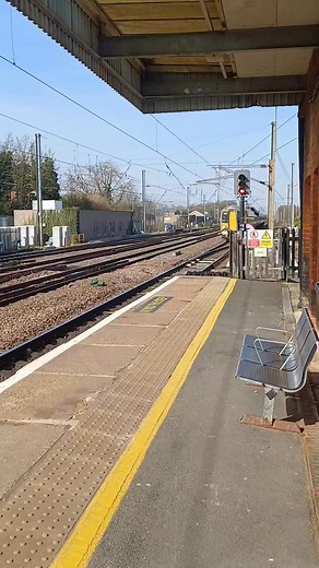 Hitchin Railway Station Train | United Kingdom Life Entertainment 英國生活娛樂