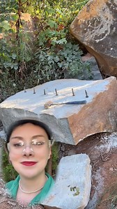 Minimum wedges for maximum split! #engineering #Minecraft #quarry #castlebuilding #stonesplitting | Engineer Kala S