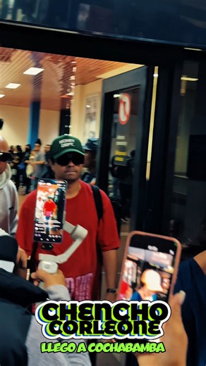 🚨🔥 CHENCHO CORLEONE YA ESTÁ EN BOLIVIA 🔥🚨 Oficialmente en suelo boliviano 😈🔥 El peso pesado del reggaetón llegó… y el perreo se pone serio. 🎤 Chencho Corleone 🇵🇷➡️🇧🇴 Hits tras hits, energía total y una noche que se va a sentir fuerte. 🔥🏠 LA CASA DEL PERREO 🏠🔥 📍 Cochabamba — HOY 📍 FEXCO Arena | 🕖 Puertas 19:00 📍 Santa Cruz — MAÑANA 📍 Sonilum Plaza #LaCasaDelPerreo #ChenchoCorleone #ChenchoEnBolivia #YaEnBolivia #ReggaetonBolivia #PerreoBolivia #Cochabamba #SantaCruz #FEXCOAren