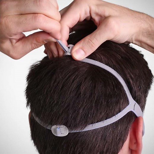 ResMed - How to fit your AirFit P10 for AirMini™ (Clips tips)