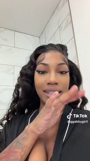 Nia's Fun Night: Guess Who's Going to Get Drunk