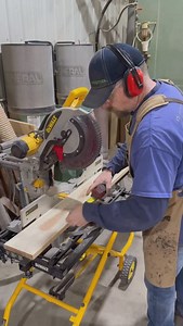 2.2K views · 52 reactions | One of my favourite tools is my jointer. There is something so satisfying about taking a rough, cupped or twisted board, running it over the jointer a few times and getting a perfectly flat face & edge. | Dust & Wood | Facebook