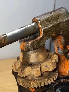 Antique Machine Restoration #restoration #vintage #diy | Drorah