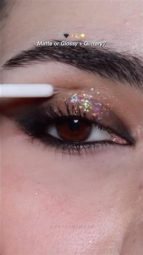 Matte vs Glossy Eyeshadow ✨ One Shade Changes Everything