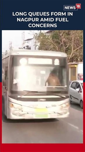 Massive Traffic Jam Stretching For Several Kilometers On Pune-Mumbai Expressway Near Lonavala | N18