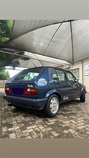 1994 – VW introduced a 3-year new car warranty and anti-rust warranty across the entire Citi Golf range. The Citi Golf Ritz model was launched with a 1.6-liter engine and upscale trim to celebrate the 10th anniversary of the Citi Golf, something noone in the company had predicted. #volkswagen #oem #citigolf