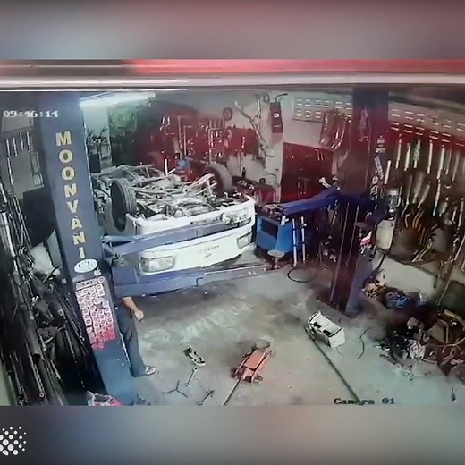 This will be awkward explaining to the customer...wait for it 😂#fail | Newsflare