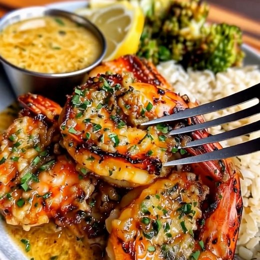 116K views · 1.8K reactions | Grilled Coconut Lime Shrimp Ingredients: 1 lb large shrimp, peeled and deveined The full recipe is in the FIRST (C.O.M.M.E.N.T)  | Khawar Malik | Facebook