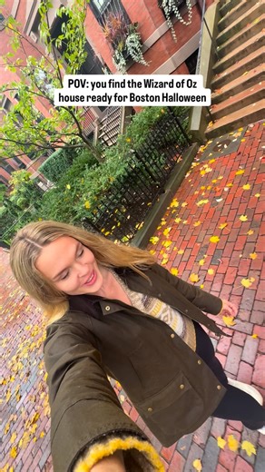 & I can’t wait for I see there costumes! Don’t miss Marlborough Street tomorrow for Halloween in Boston! #makebostonhome #thingstodoinboston #boston #bostonevents #halloweeninboston #marlboroughst | Make Boston Home