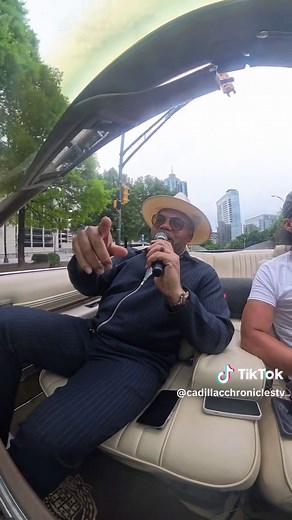 Eric Roberson Live Performance with Cadillac Chronicles