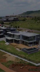 Ku laveka mali 🤑 South Africa 🇿🇦 has beautiful houses 🏠 😍 | Mabu Rental