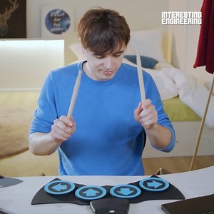 484K views · 2K reactions | An intuitive and portable game for those of you who cannot get enough of rhythmic games.  Learn more at https://bit.ly/3oUJMJl #engineering #music | Interesting Engineering | Facebook
