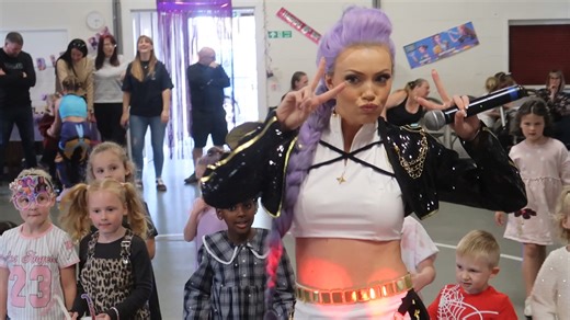 Catwalk ..then pose ! | Princesses of the World