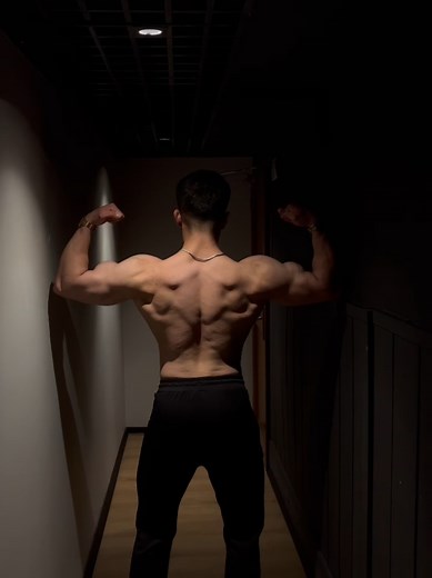 5'e kadar traktör kullanıp, 5'ten sonra traktör yapıyoruz #fy #keşfet #gym