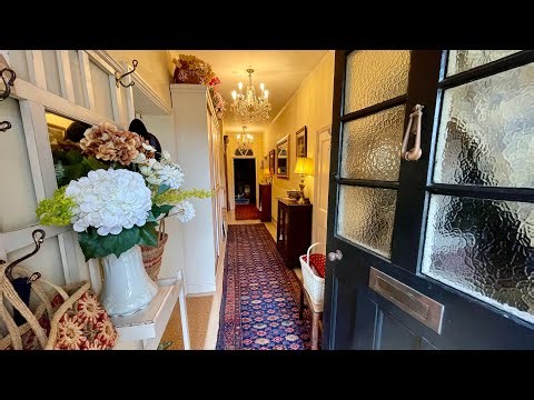 English Georgian Farmhouse Tour In Spring Includes Best Rooms & Worst Rooms #housetour #oldhouses