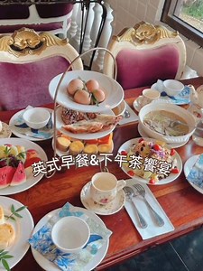 🌴宜蘭度假首選，當一天英式莊園城堡主人！彷彿置身浪漫歐洲！ 讓您一圓童話公主夢💕 🏖️ 夢幻包棟設施一次擁有 💥 兒童戲水池、花園燒烤B.B.Q.、卡拉OK歡唱 、電動麻將🔥 #40人包棟首選民宿 ❗❗ 📍1500 坪英式莊園，度假首選！ ✅ 包園歡唱不限時 ✔️新歌即時更新 ✅ 提供夢幻兒童戲水池，清涼一夏！ ✅ BBQ 烤肉區（可代訂食材＆代烤服務） ✅ 夢幻公主房型｜電視、獨立衛浴、溜滑梯城堡 ✅ 豪華英式早餐 英式貴族下午茶 ✅ 公主與王子禮服換裝｜一秒飛歐洲 ✅ 5 分鐘到冬山老街｜10 分鐘到童玩節 🚴 ✨包棟住宿費用✨包含「英式早餐」，匯全額贈送「英式下午茶」及「宮廷式禮服」換裝活動。 ♦ 團體住宿提供聚會空間可唱卡拉OK及提供娛樂麻將還有夢幻戲水池。❤️ 一次滿足你對度假的所有想像！ ✨📸 走進莊園就像進入浪漫之路的童話小鎮，不僅能入住滿足少女心的公主城堡，還能換上夢幻華麗的禮服享用英式下午茶，真的是太享受啦！😘 📍 芯園我的夢中城堡｜宜蘭冬山 🏠 宜蘭縣冬山鄉富農路一段312巷120號 ☎️ 0966-660-565 📲 LINE ID：@a5