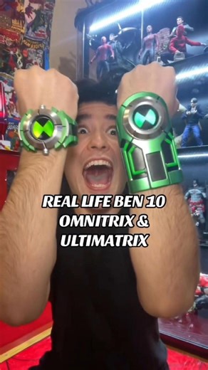 Omnitrix vs Ultimatrix! 🟢 Which Ben 10 Replica is BETTER? (Touch Sensing)