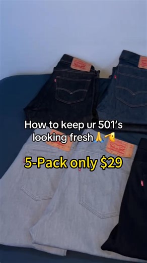✨ Why has 501 become a wardrobe essential for men around the world? → Original button placket design, embodying the original spirit of denim → Signature straight-leg cut, suitable for 95% of male body types → 100% cotton denim, fading with wear → Classic leather patch on back waistband, a testament to every wearer's experience 👖 Smart details designed for real life • Five practical pockets: Front-leaning tool pocket for easy access • Rivet reinforcement in key areas: Pocket seams last 3x longer