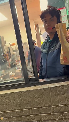 Workers stood on business 🍔🍟#prank#comedy #usaus#drivethru #fyp | pranks