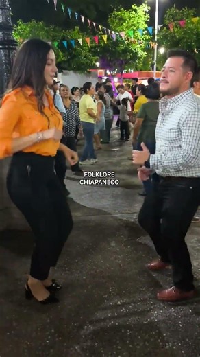 Dance at Marimba Park #dance #marimbaorchestras #chiapas #youtubeshorts #youtubeshort