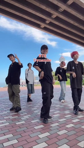 BTS Dynamite Dance Cover at TikTok Live Stream!