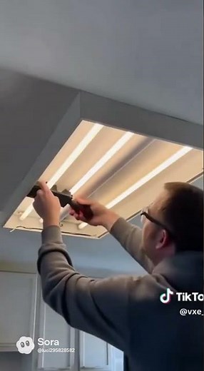 Retrofitting t8 fluorescent light to t8 led tube light in my friends kitchen