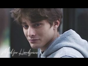 [Maxence Danet-Fauvel] Falling for him at first sight (Skam France)