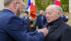 Bessé-sur-Braye. 11 Novembre : Roger Thenaisie honoré