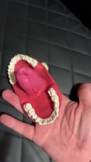 Hand Puppet Fun: Engaging with Mouth Finger Puppets