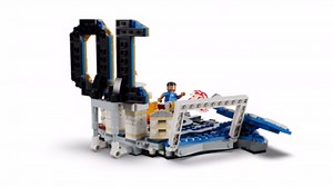 LEGO Editions Kylian Mbappé – Soccer Highlights - Building Set for Boys & Girls, Ages 10+ - Collectible Soccer Gift with Plaque - Kids Bedroom or Shelf Decor - 43013