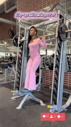 Smith machine step-ups #stepupvariation #glutetraining #quadtraining #gymshorts #shorts #legday